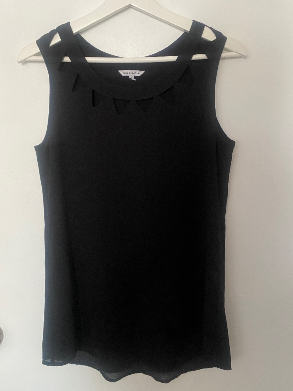 Naked Zebra cutout neckline flowy sleeveless blouse S